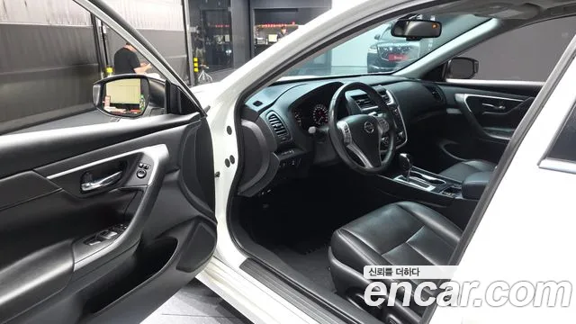 Nissan Altima 2017 thumb 8