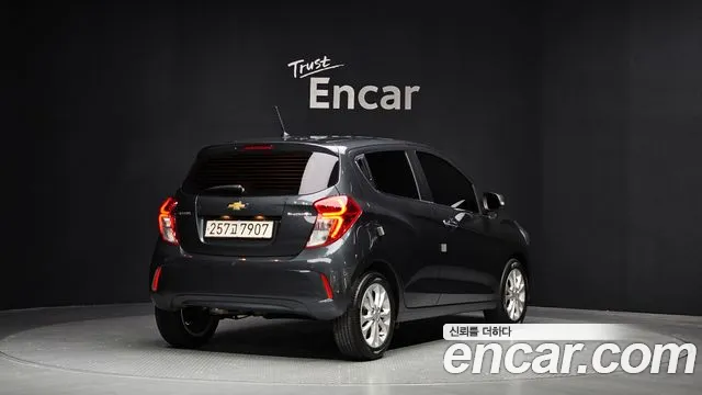 Chevrolet Spark 2021 thumb 2