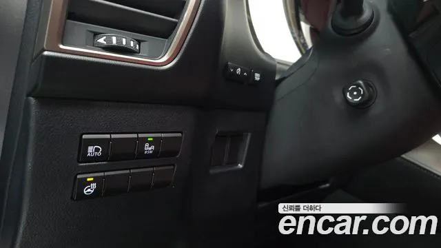 Lexus NX 2019 thumb 11