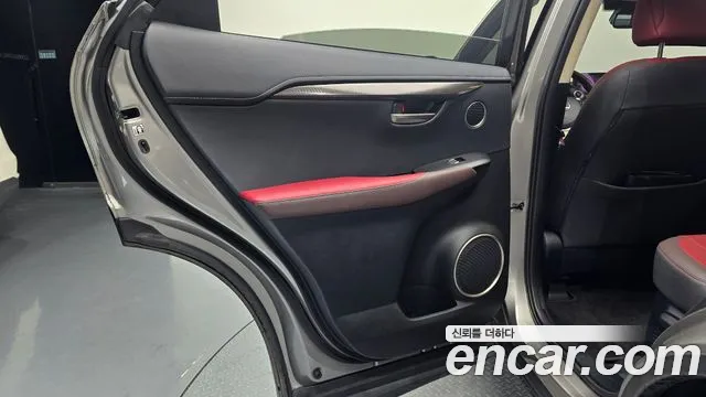 Lexus NX 2019 thumb 4