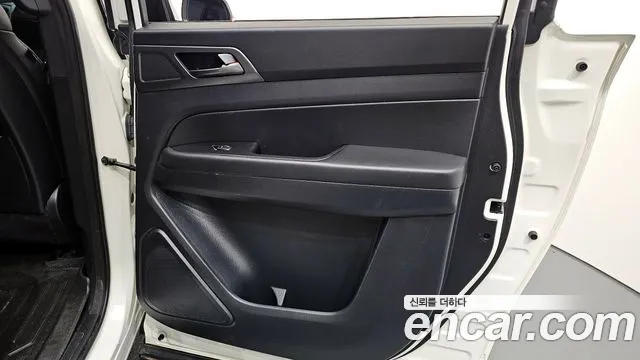 KGM Rexton 2021 thumb 5