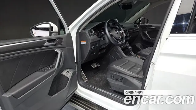 Volkswagen Tiguan 2020 thumb 9