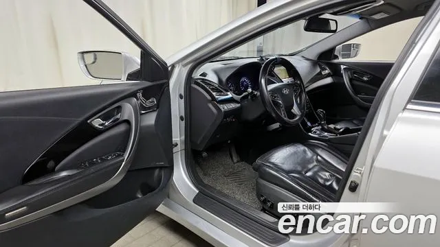 Hyundai Grandeur 2012 thumb 5