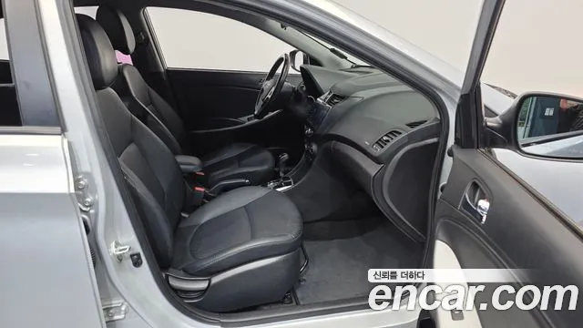 Hyundai Accent 2014 thumb 12