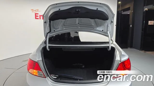 Hyundai Accent 2014 thumb 11