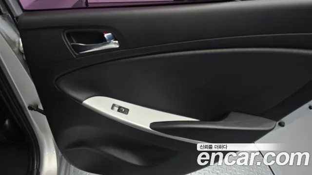 Hyundai Accent 2014 thumb 6