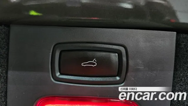 Porsche Cayenne 2016 thumb 4
