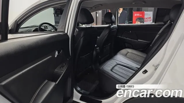 Kia R 2012 thumb 11