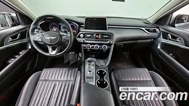 Genesis G70 2018 thumb 12