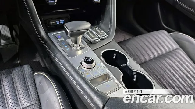Genesis G70 2018 thumb 8