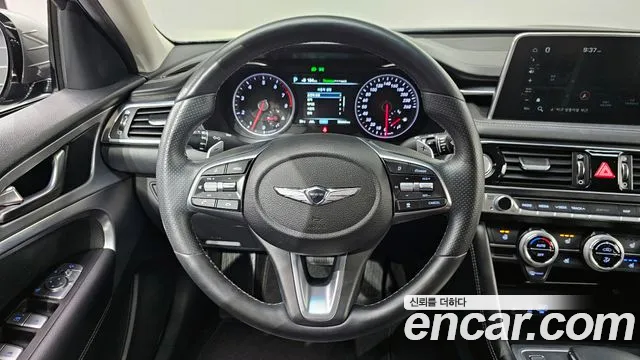 Genesis G70 2018 thumb 9