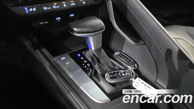 Hyundai Elantra 2021 thumb 7