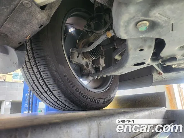 Kia Carnival 2017 thumb 11