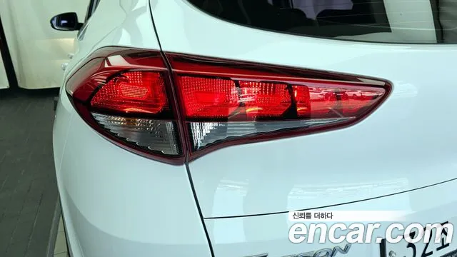 Hyundai Tucson 2016 thumb 11