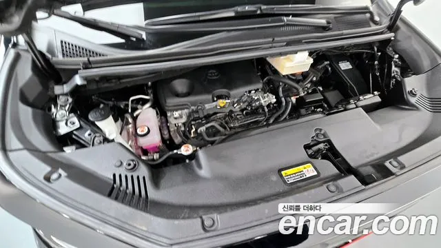 Toyota Alphard 2024 thumb 6