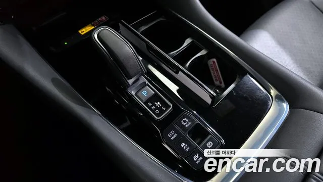 Toyota Alphard 2024 thumb 5