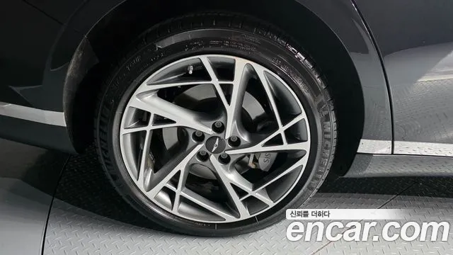 Genesis G90 2023 thumb 6