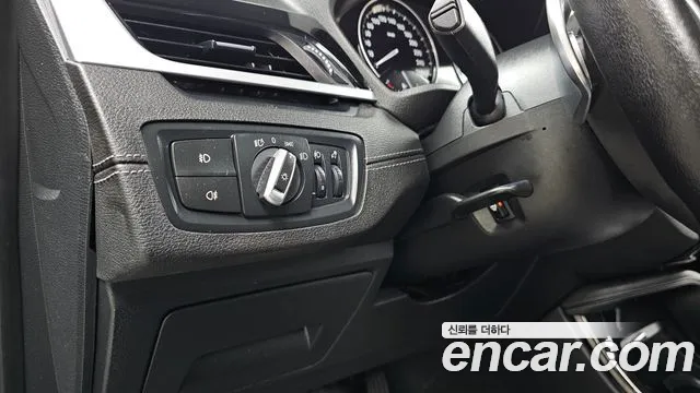 BMW X1 2022 thumb 9