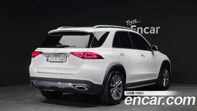 Mercedes-Benz E-Класс 2021 thumb 3