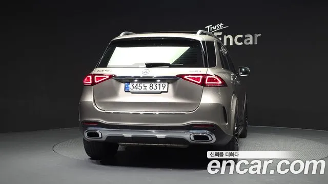 Mercedes-Benz E-Класс 2023 thumb 8