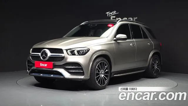 Mercedes-Benz E-Класс 2023 thumb 4