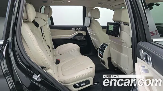 BMW X7 2021 thumb 2
