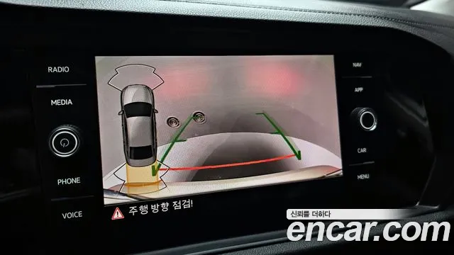 Volkswagen Jetta 2021 thumb 10