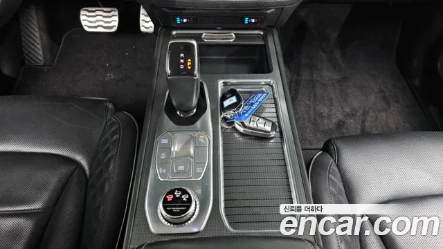 KGM Rexton 2020 thumb 10