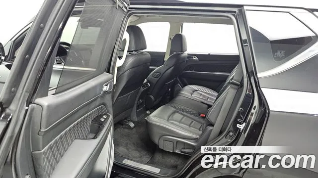 KGM Rexton 2020 thumb 11