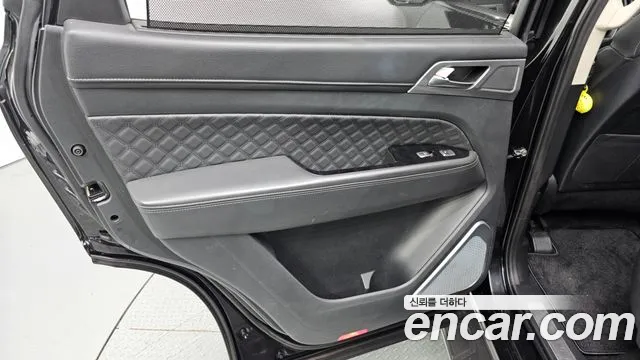 KGM Rexton 2020 thumb 12