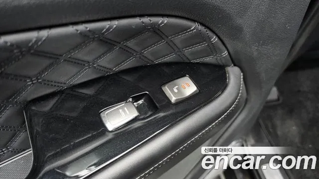 KGM Rexton 2020 thumb 3