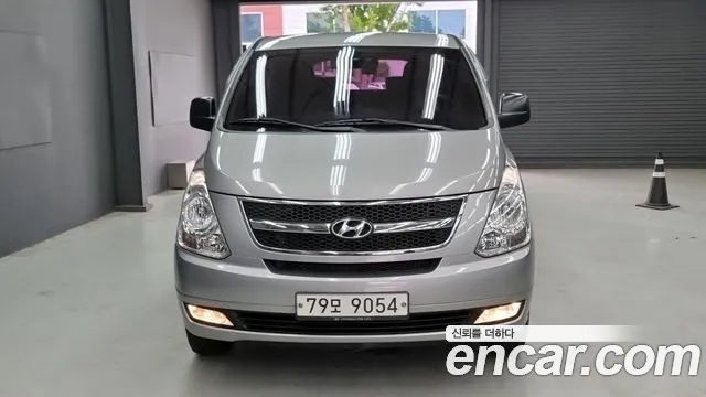 Hyundai Staria 2015 thumb 5