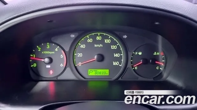 Hyundai Staria 2015 thumb 4