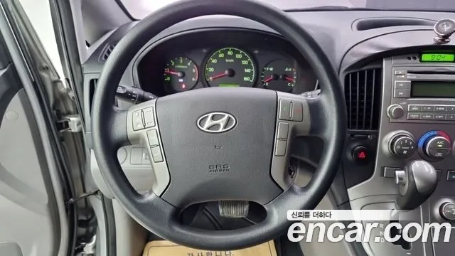Hyundai Staria 2015 thumb 9