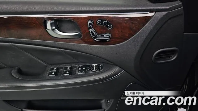 Hyundai Equus 2013 thumb 12