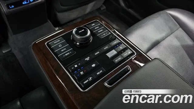 Hyundai Equus 2013 thumb 10