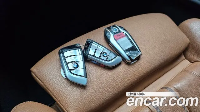 BMW 5 серии 2017 thumb 4