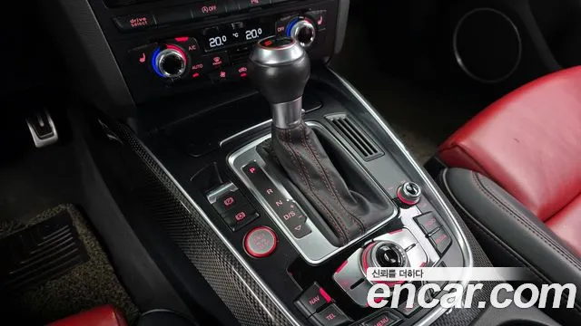 Audi SQ5 2015 thumb 3