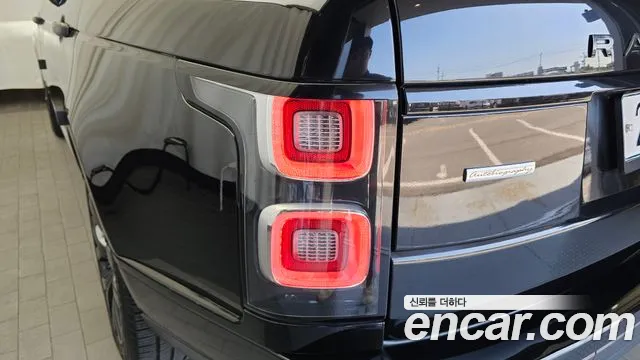 Land Rover Range Rover 2019 thumb 10