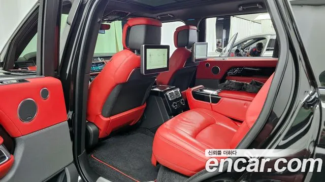 Land Rover Range Rover 2019 thumb 5