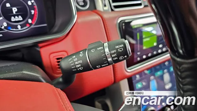 Land Rover Range Rover 2019 thumb 9