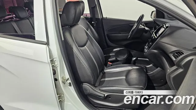 Chevrolet Spark 2020 thumb 3