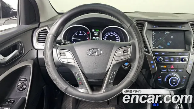 Hyundai Santafe 2016 thumb 9