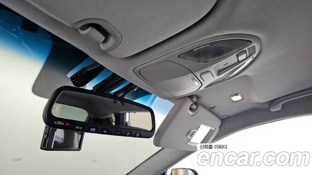 Hyundai Santafe 2016 thumb 12