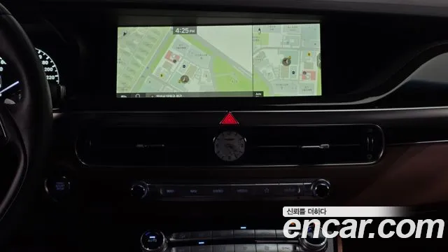Genesis G90 2021 thumb 9