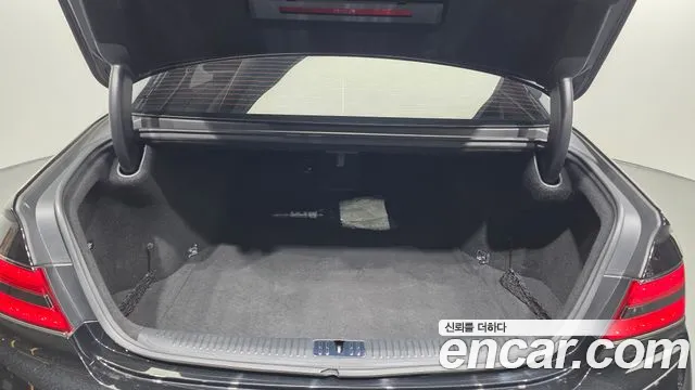 Genesis G90 2021 thumb 10