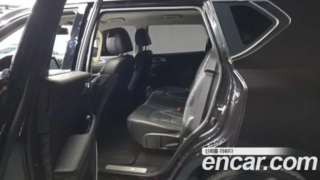 KGM Rexton 2023 thumb 7