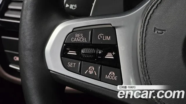 BMW 6 серии Gran Turismo 2020 thumb 5