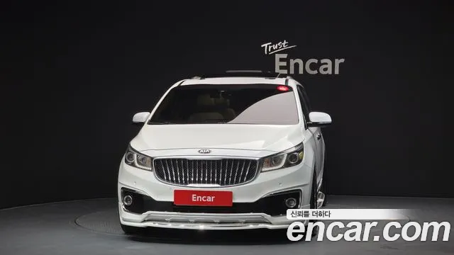Kia Carnival 2017 thumb 3