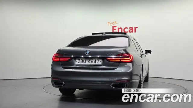 BMW 7 серии 2016 thumb 10
